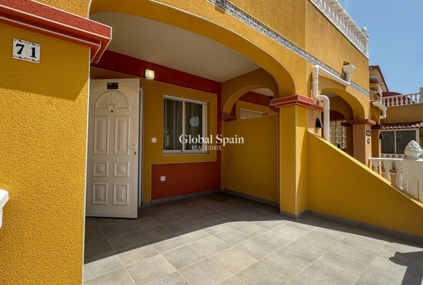 Wederverkoop - HUIS -
ORIHUELA COSTA - Costa Blanca