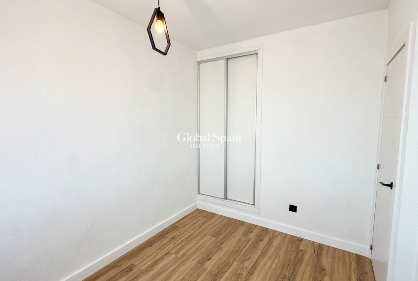 Wederverkoop - HUIS -
ORIHUELA COSTA - Costa Blanca