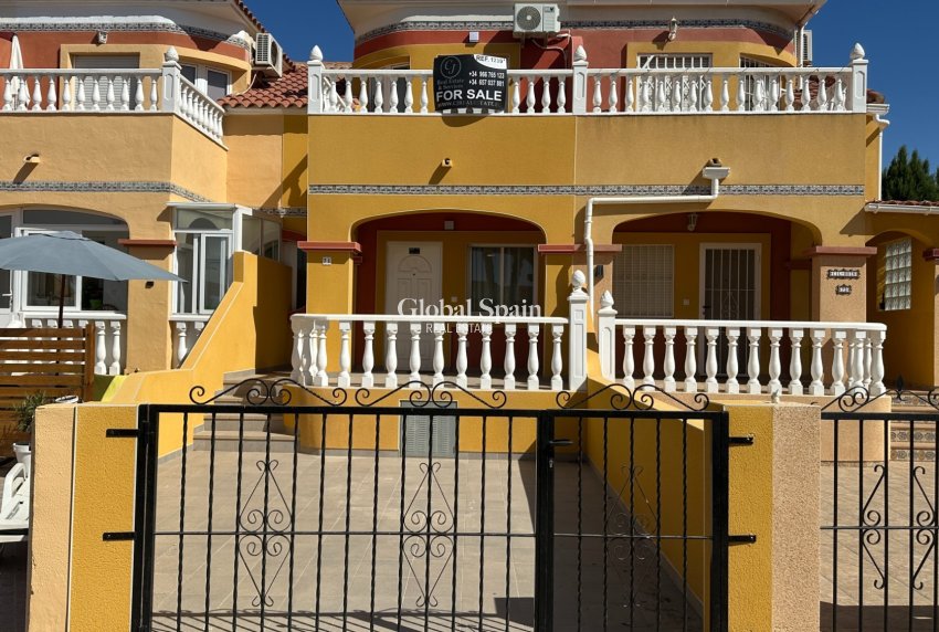 Wederverkoop - HUIS -
ORIHUELA COSTA - Costa Blanca