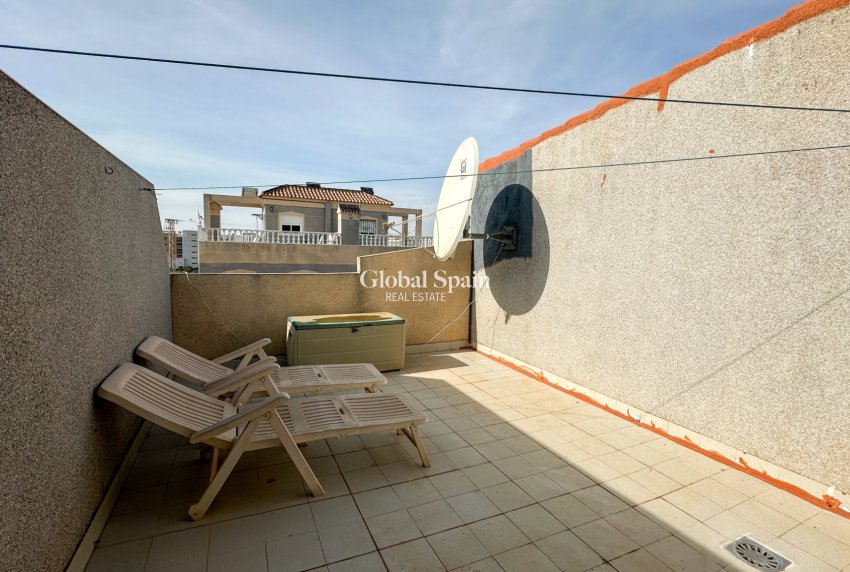 Wederverkoop - HUIS -
ORIHUELA COSTA - Costa Blanca