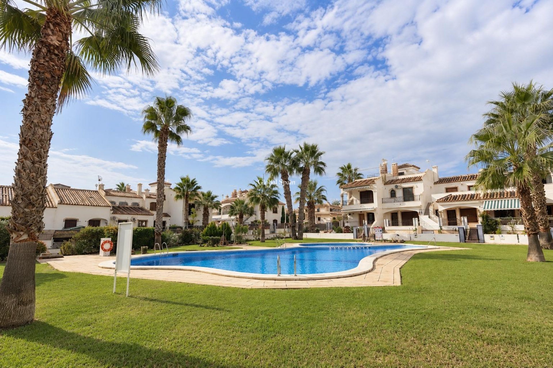 Wederverkoop - HUIS -
ORIHUELA COSTA - Costa Blanca