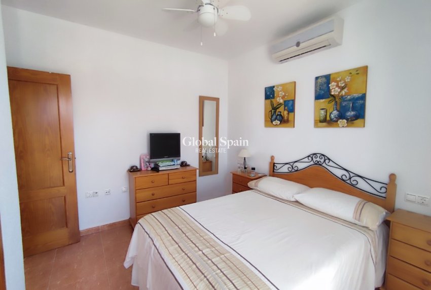 Wederverkoop - Huis -
ORIHUELA COSTA - Dream Hills