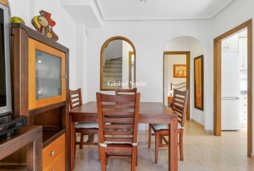 Wederverkoop - Huis -
ORIHUELA COSTA - Dream Hills