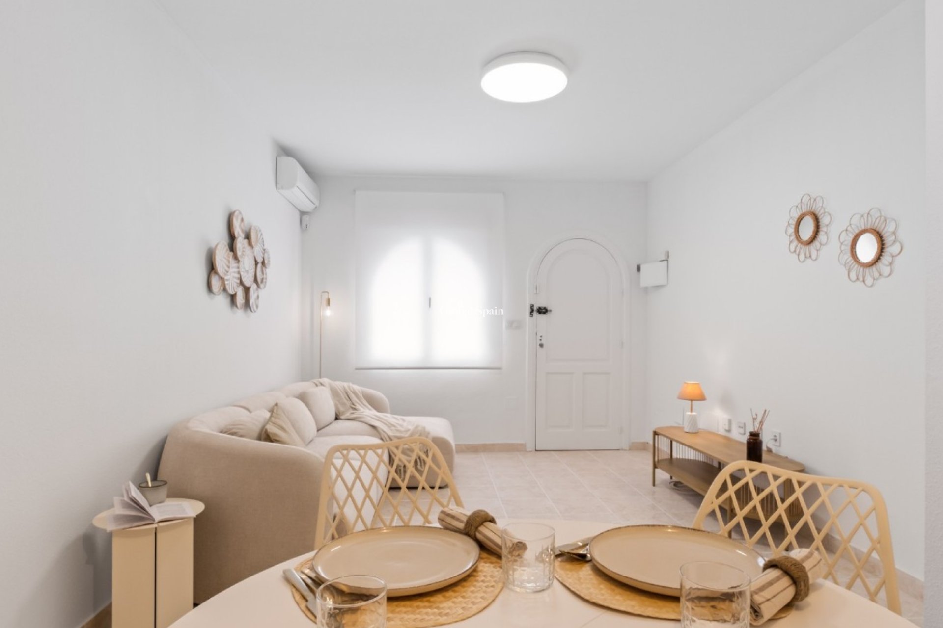 Wederverkoop - HUIS -
ORIHUELA COSTA - La Florida