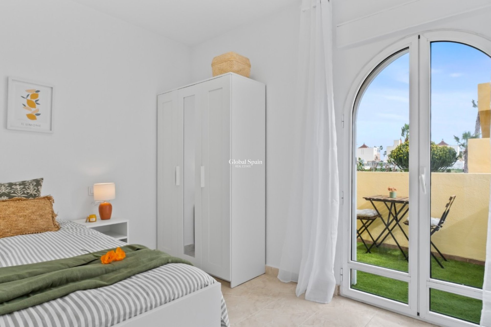 Wederverkoop - HUIS -
ORIHUELA COSTA - La Florida