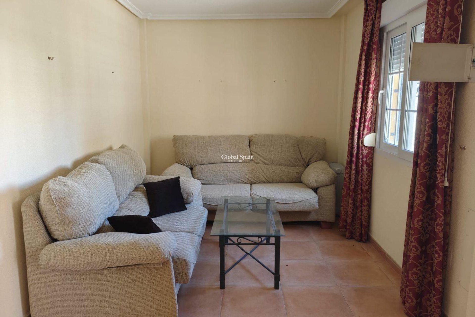 Wederverkoop - HUIS -
ORIHUELA COSTA - La Florida