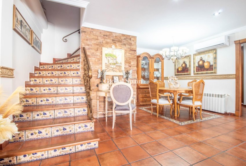 Wederverkoop - Huis -
ORIHUELA COSTA - La Zenia