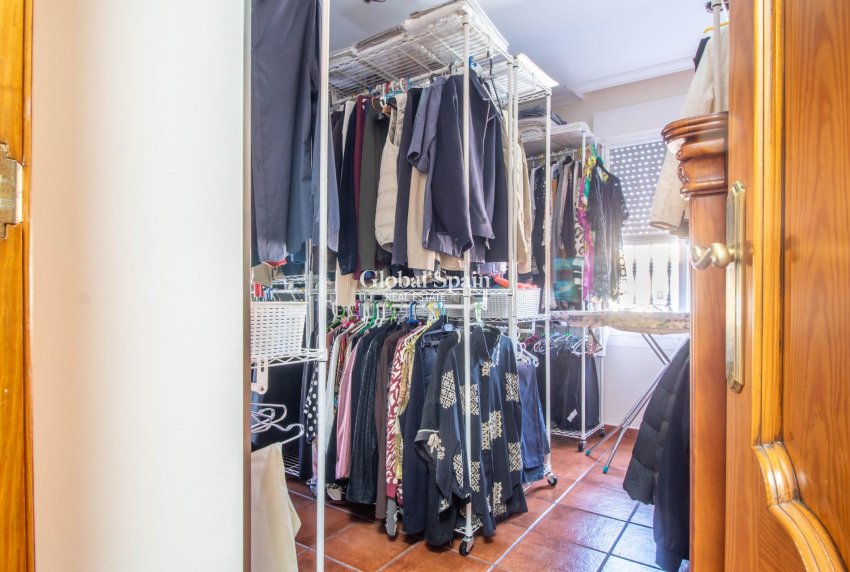 Wederverkoop - Huis -
ORIHUELA COSTA - La Zenia