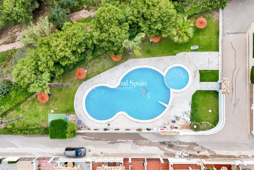 Wederverkoop - HUIS -
ORIHUELA COSTA - La Zenia