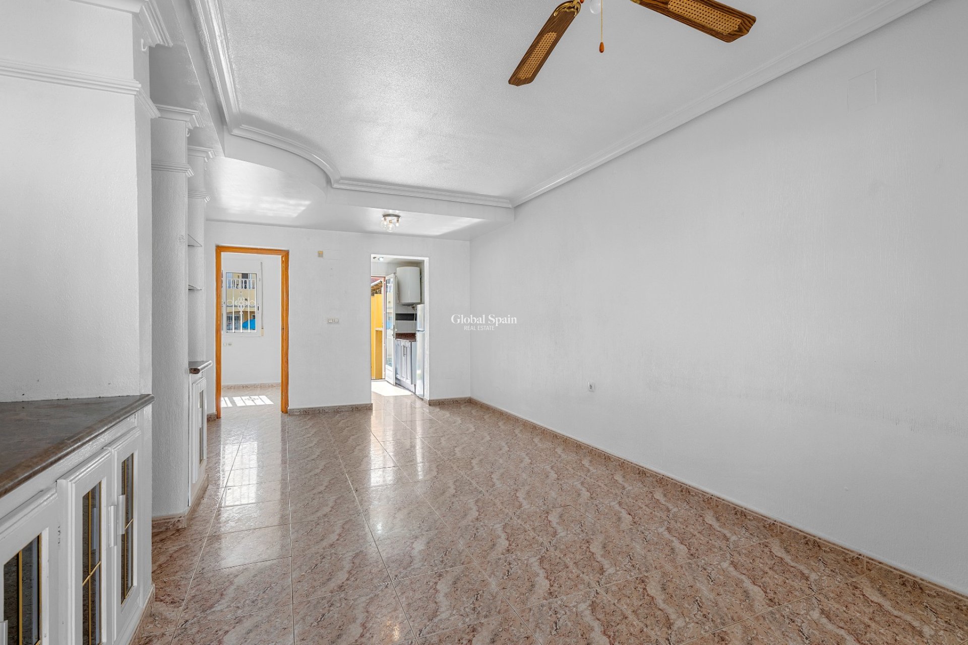Wederverkoop - HUIS -
ORIHUELA COSTA - Las Filipinas