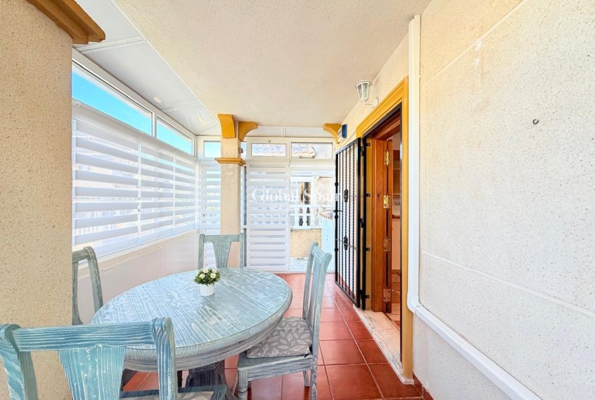 Wederverkoop - HUIS -
ORIHUELA COSTA - Las Filipinas