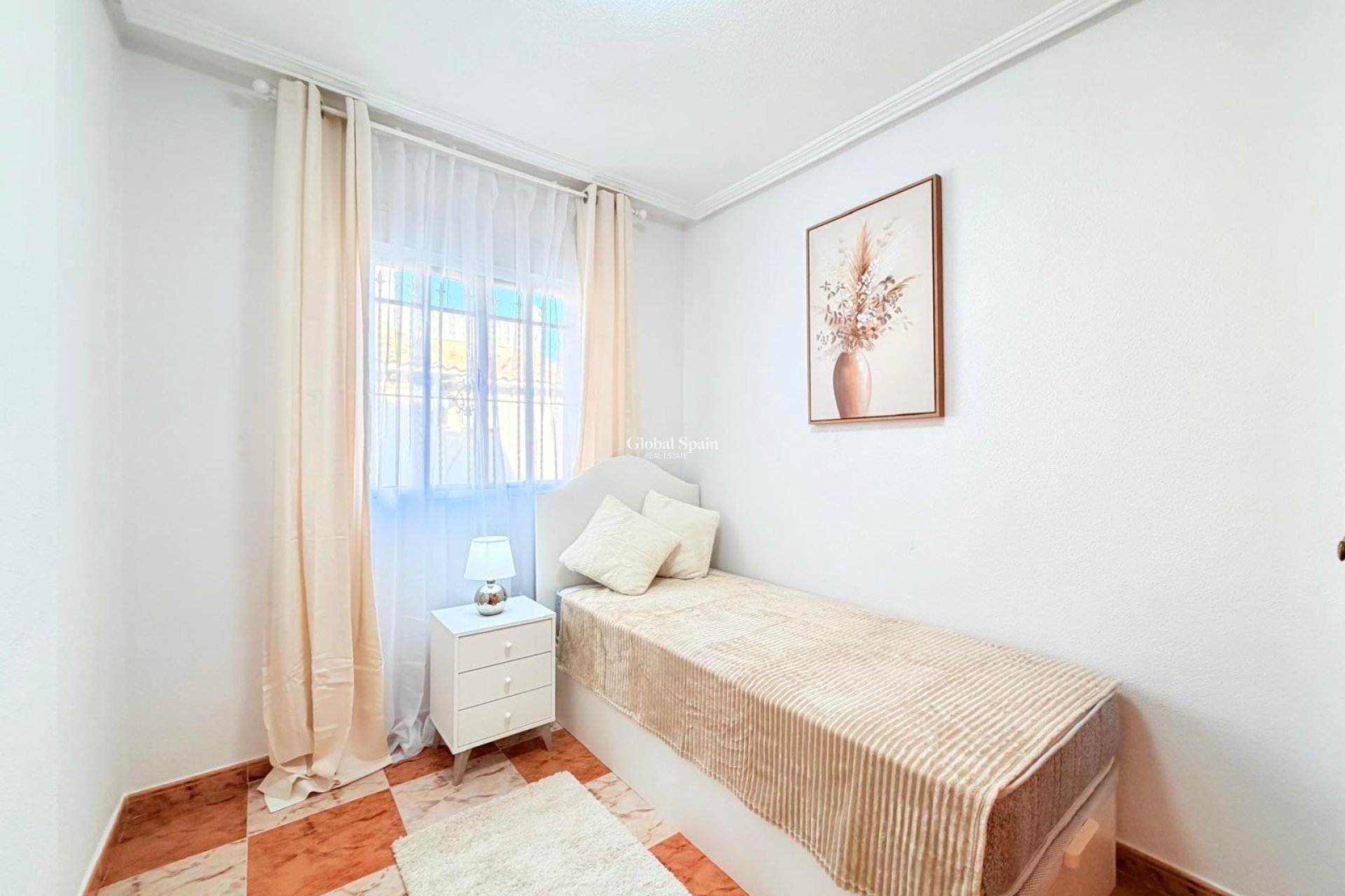 Wederverkoop - HUIS -
ORIHUELA COSTA - Las Filipinas