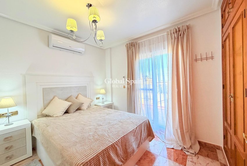 Wederverkoop - HUIS -
ORIHUELA COSTA - Las Filipinas