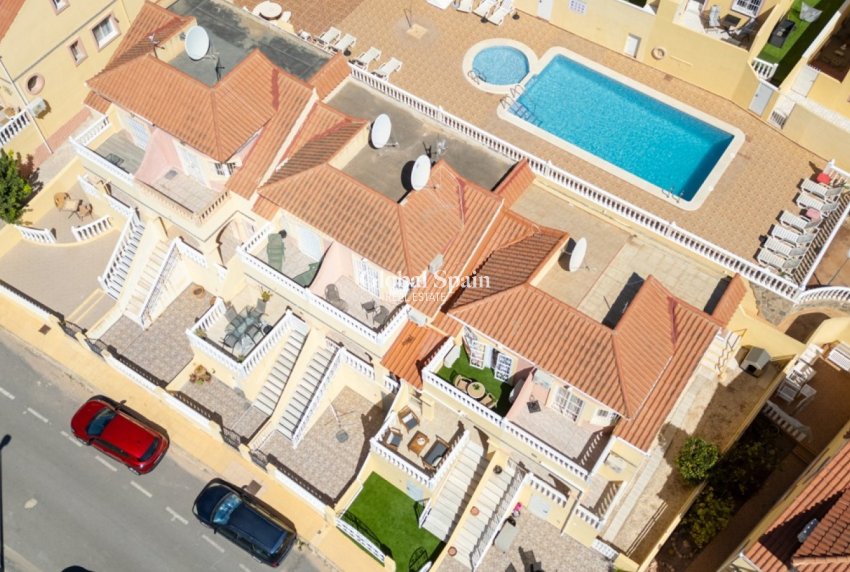 Wederverkoop - HUIS -
ORIHUELA COSTA - Las Filipinas