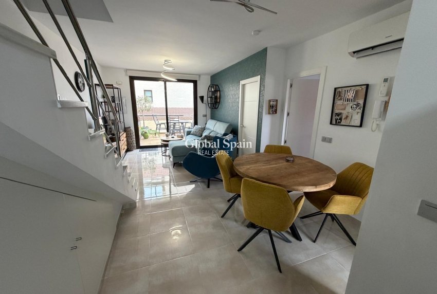 Wederverkoop - HUIS -
ORIHUELA COSTA - Lomas de Cabo Roig