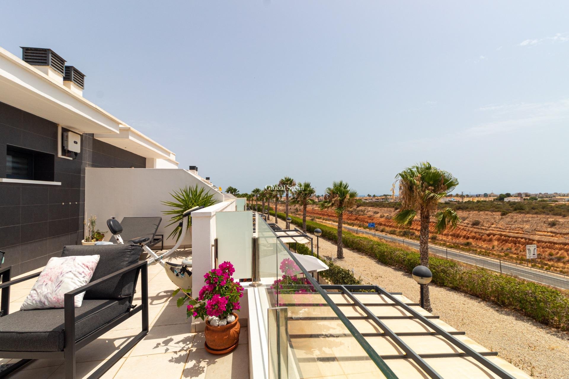 Wederverkoop - HUIS -
ORIHUELA COSTA - Lomas de Cabo Roig