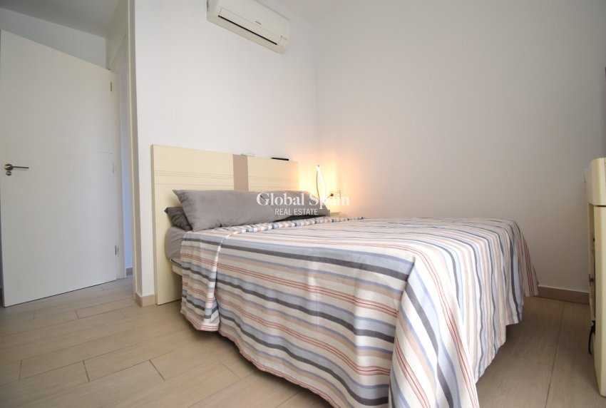 Wederverkoop - HUIS -
ORIHUELA COSTA - Lomas de Cabo Roig