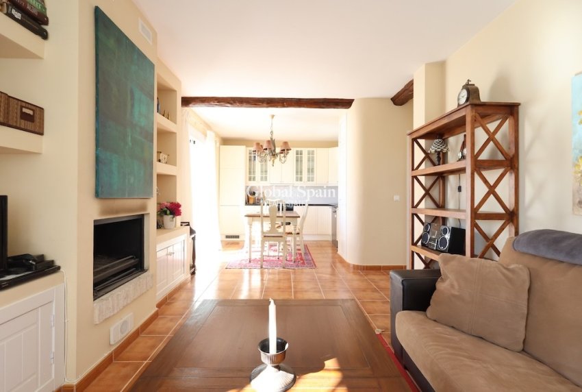 Wederverkoop - Huis -
ORIHUELA COSTA - Lomas de Campoamor