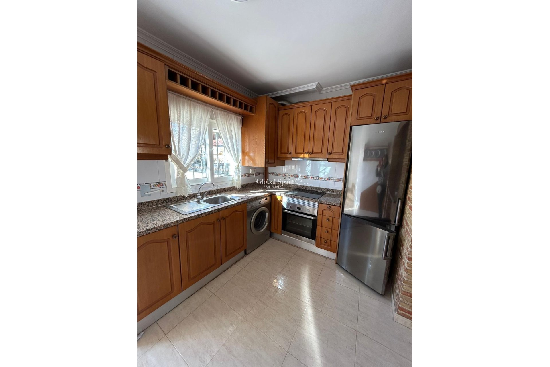 Wederverkoop - HUIS -
ORIHUELA COSTA - Los Almendros-la Florida