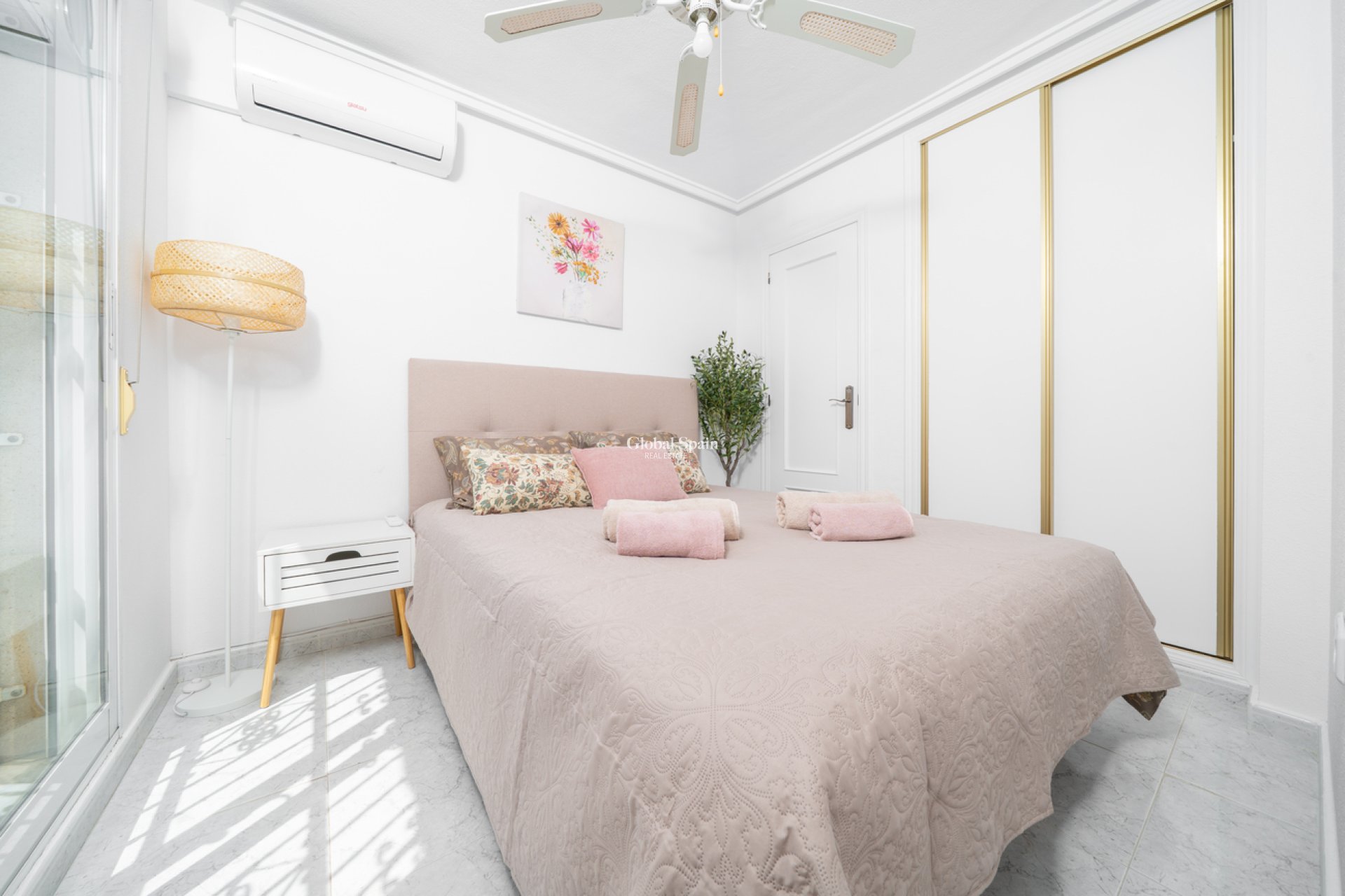 Wederverkoop - HUIS -
ORIHUELA COSTA - Los Almendros - La Florida