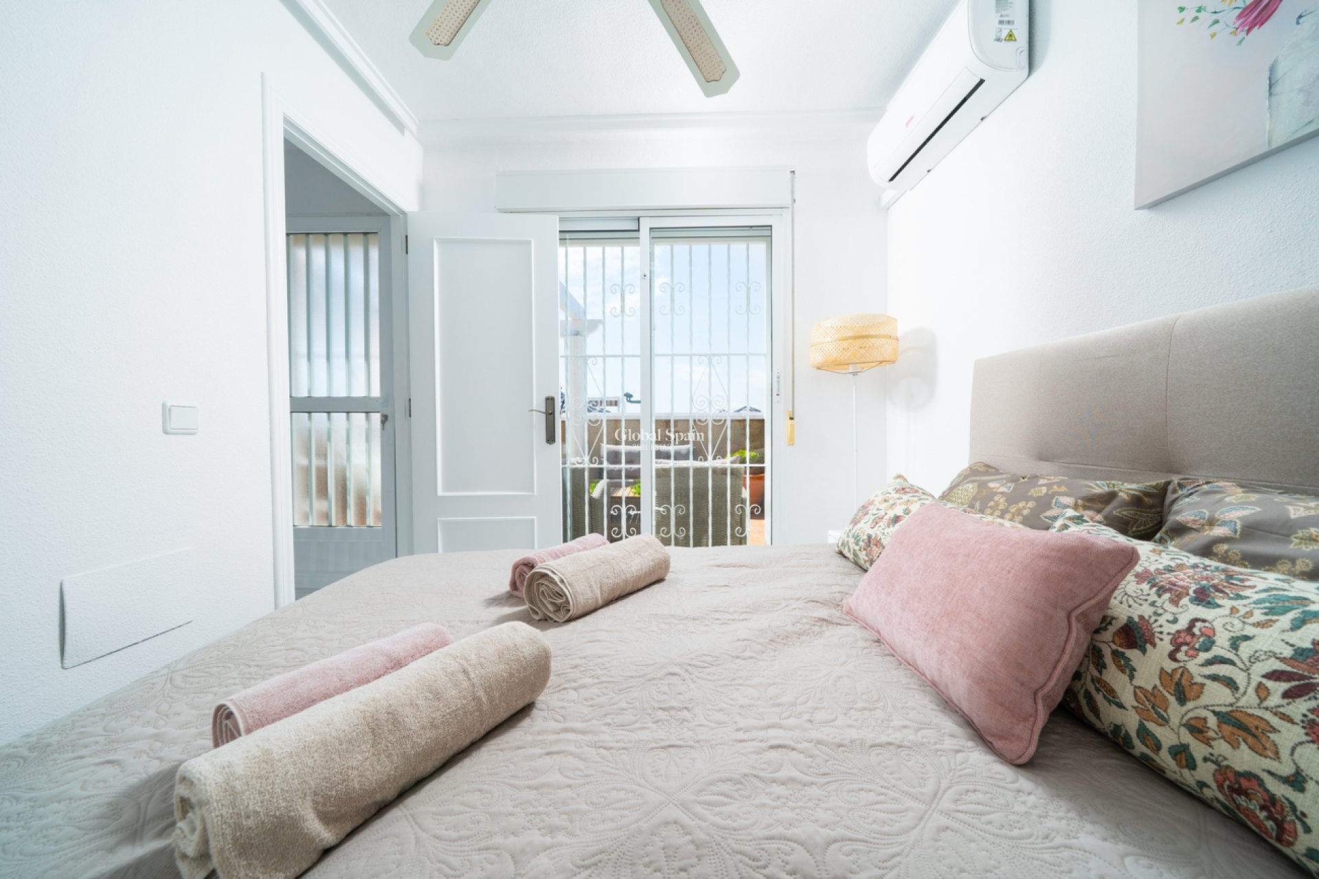 Wederverkoop - HUIS -
ORIHUELA COSTA - Los Almendros - La Florida