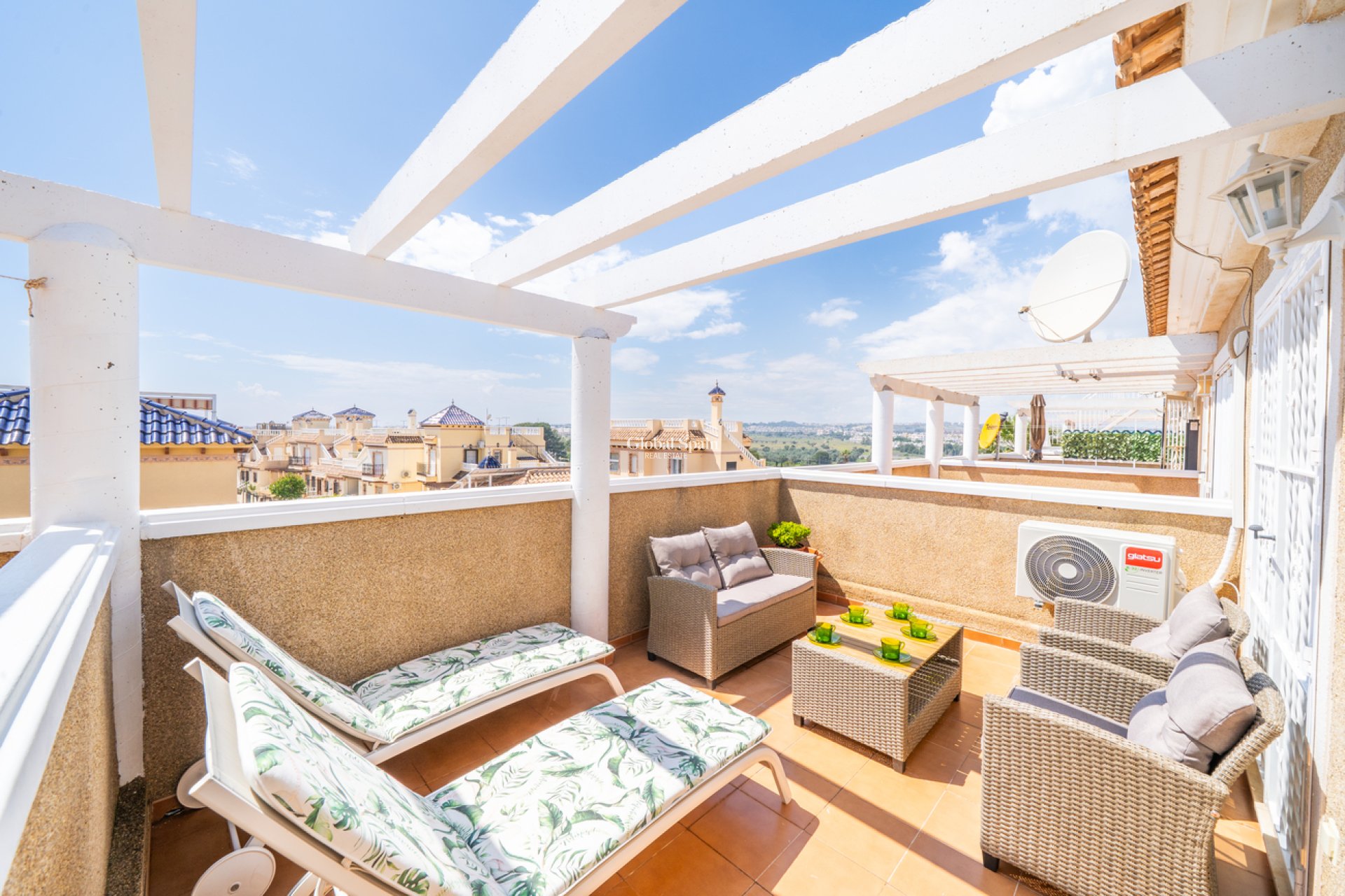 Wederverkoop - HUIS -
ORIHUELA COSTA - Los Almendros - La Florida