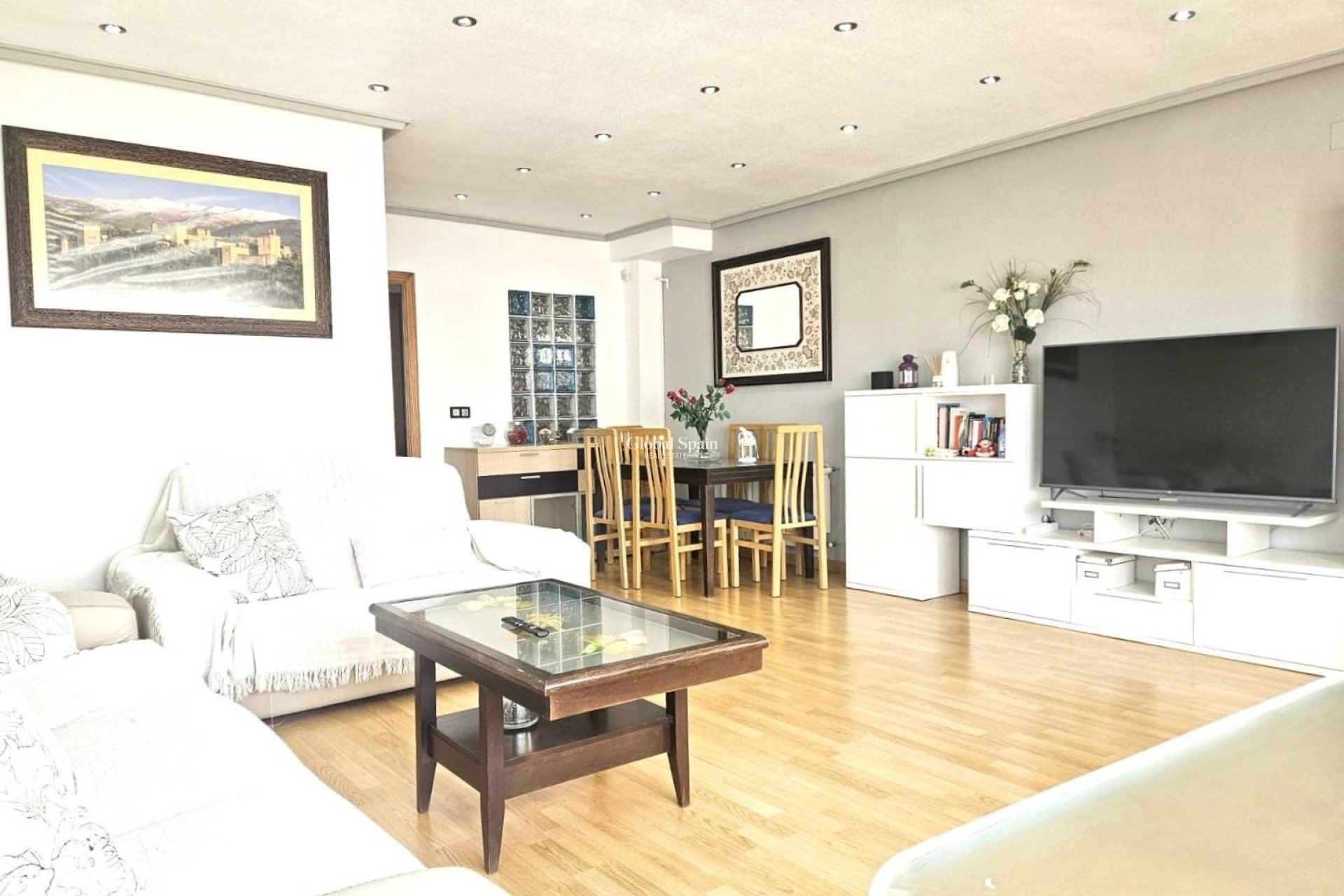 Wederverkoop - HUIS -
ORIHUELA COSTA - Los Almendros-la Florida