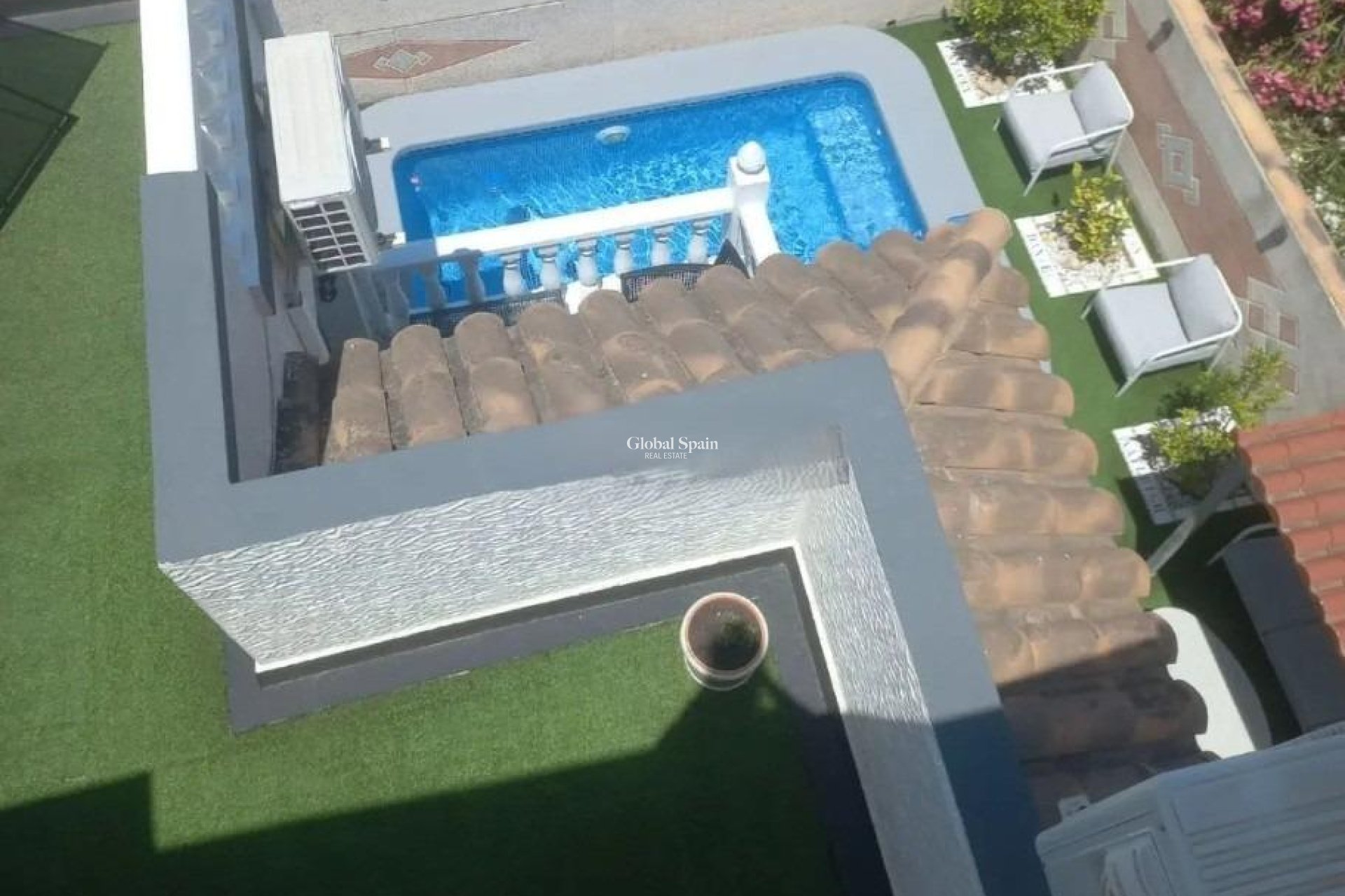 Wederverkoop - HUIS -
ORIHUELA COSTA - Los Almendros-la Florida