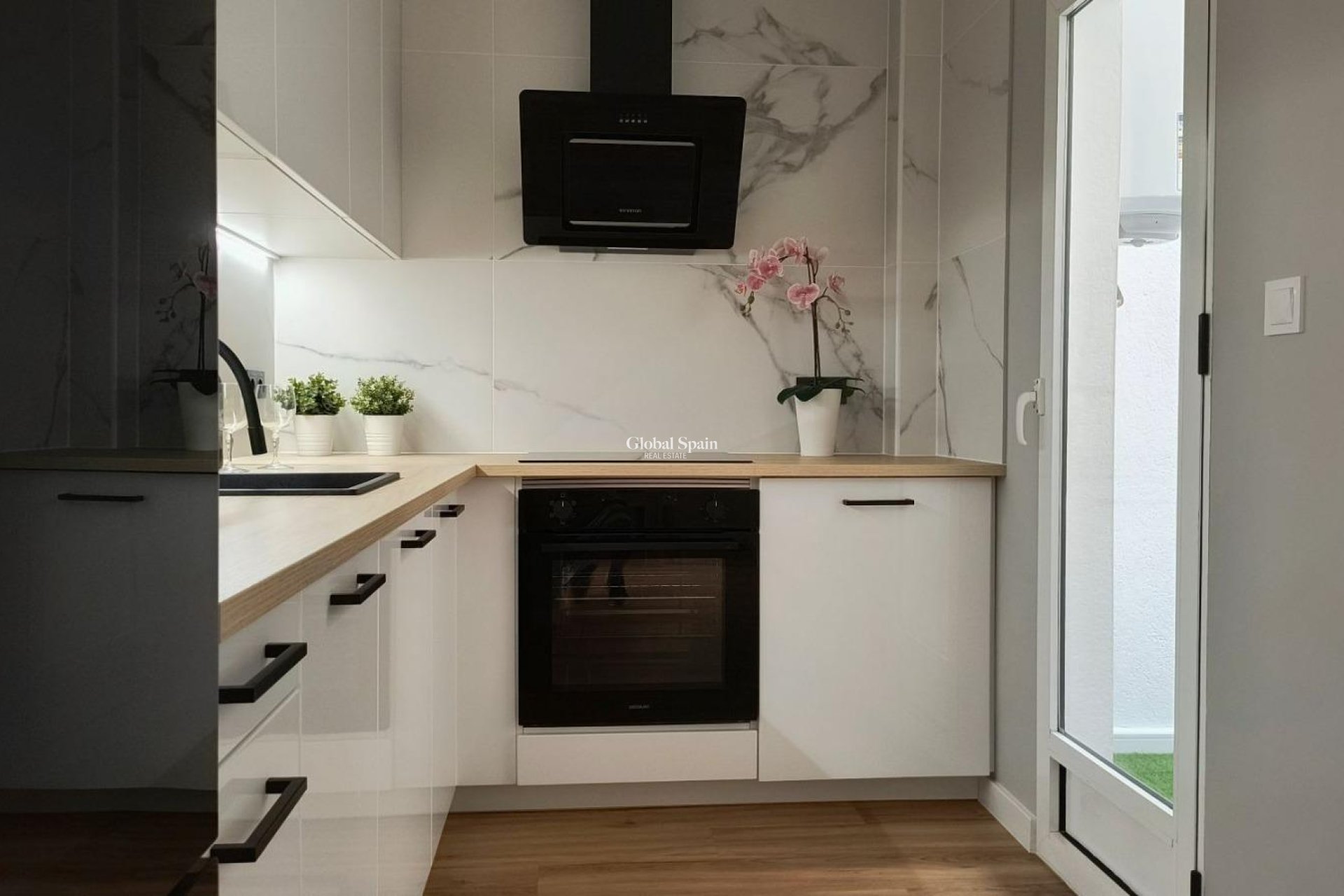 Wederverkoop - HUIS -
ORIHUELA COSTA - LOS BALCONES - LOS ALTOS
