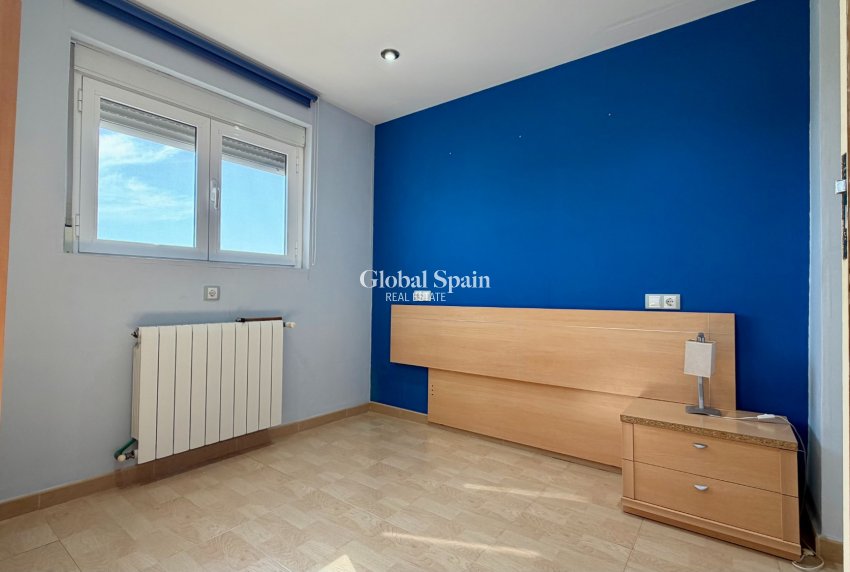 Wederverkoop - HUIS -
ORIHUELA COSTA - LOS BALCONES - LOS ALTOS