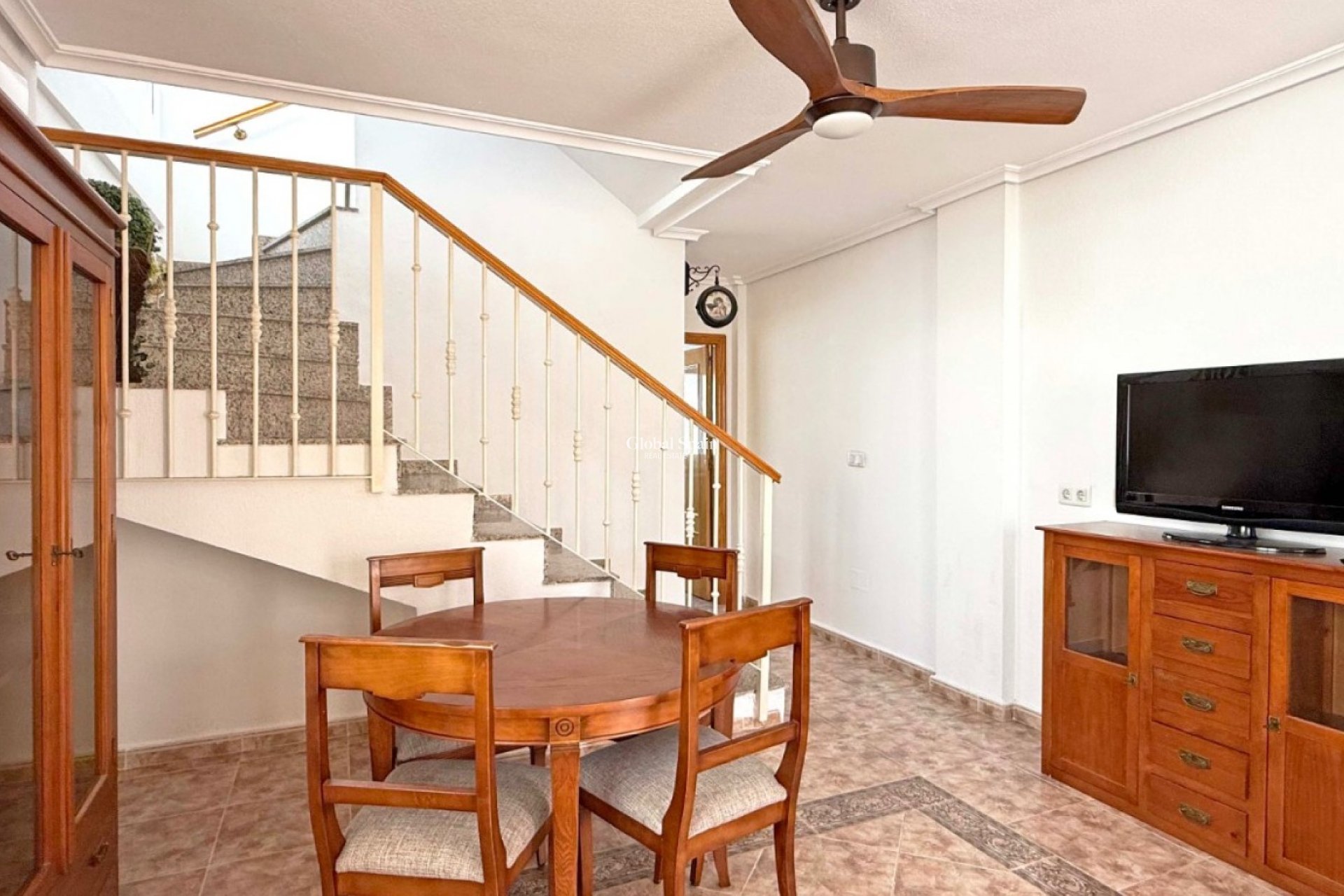 Wederverkoop - HUIS -
ORIHUELA COSTA - LOS BALCONES - LOS ALTOS