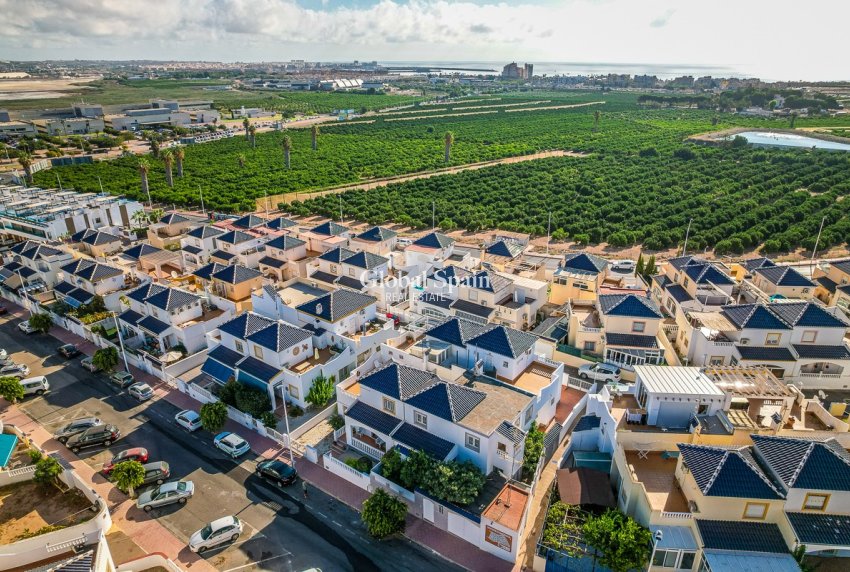 Wederverkoop - HUIS -
ORIHUELA COSTA - Los Balcones