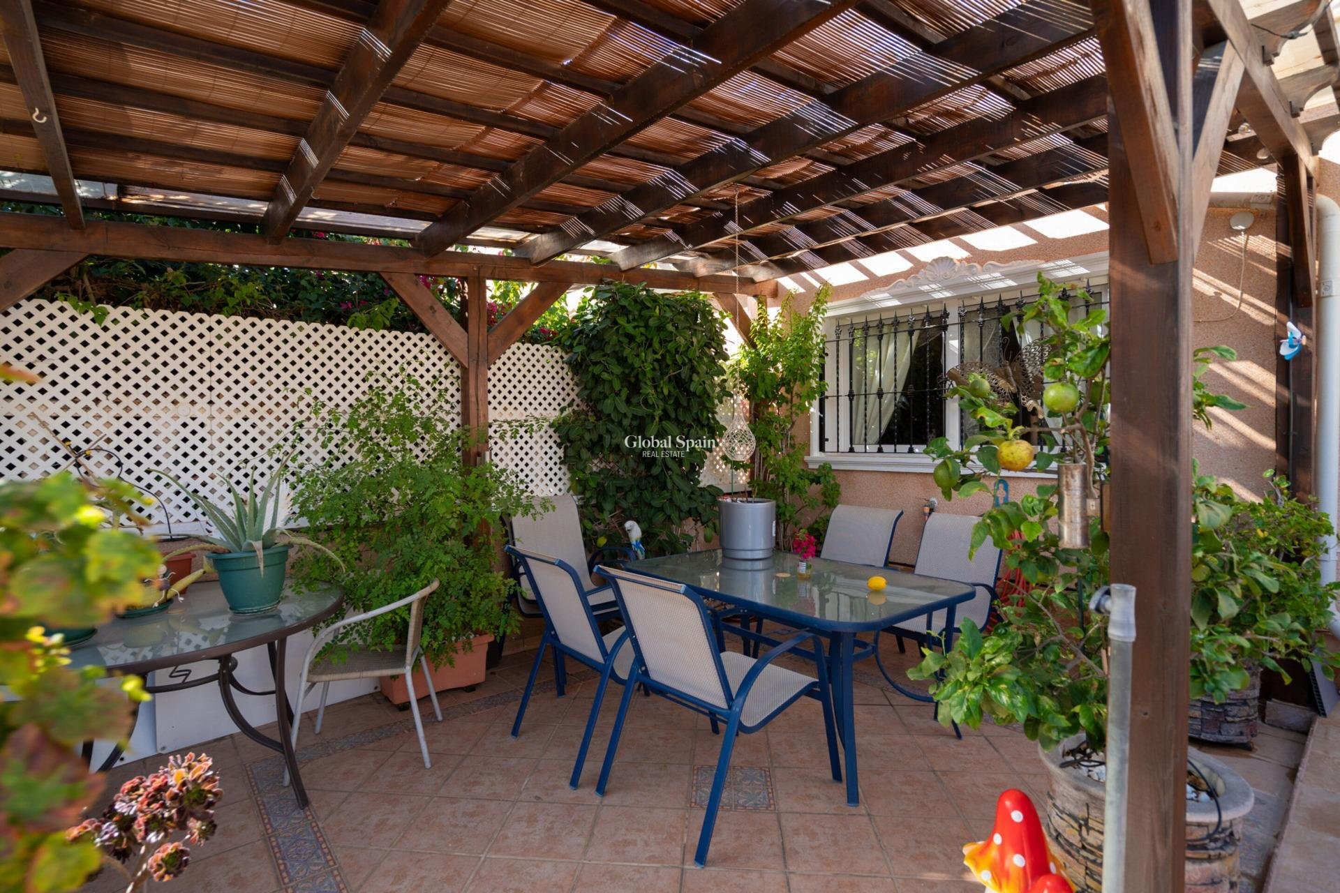 Wederverkoop - HUIS -
ORIHUELA COSTA - Los Dolses