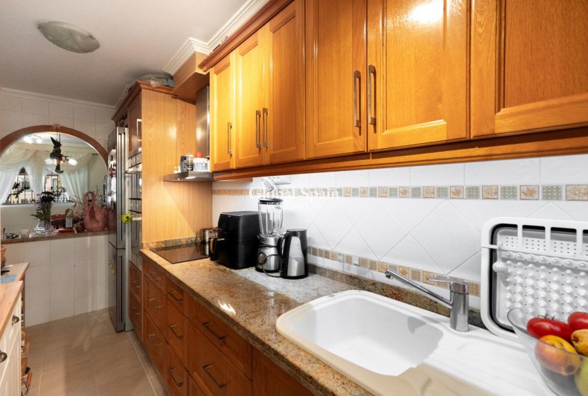 Wederverkoop - HUIS -
ORIHUELA COSTA - Los Dolses