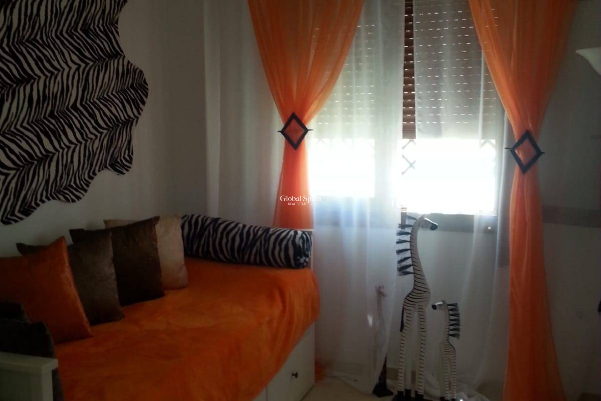 Wederverkoop - HUIS -
ORIHUELA COSTA - PAU 8