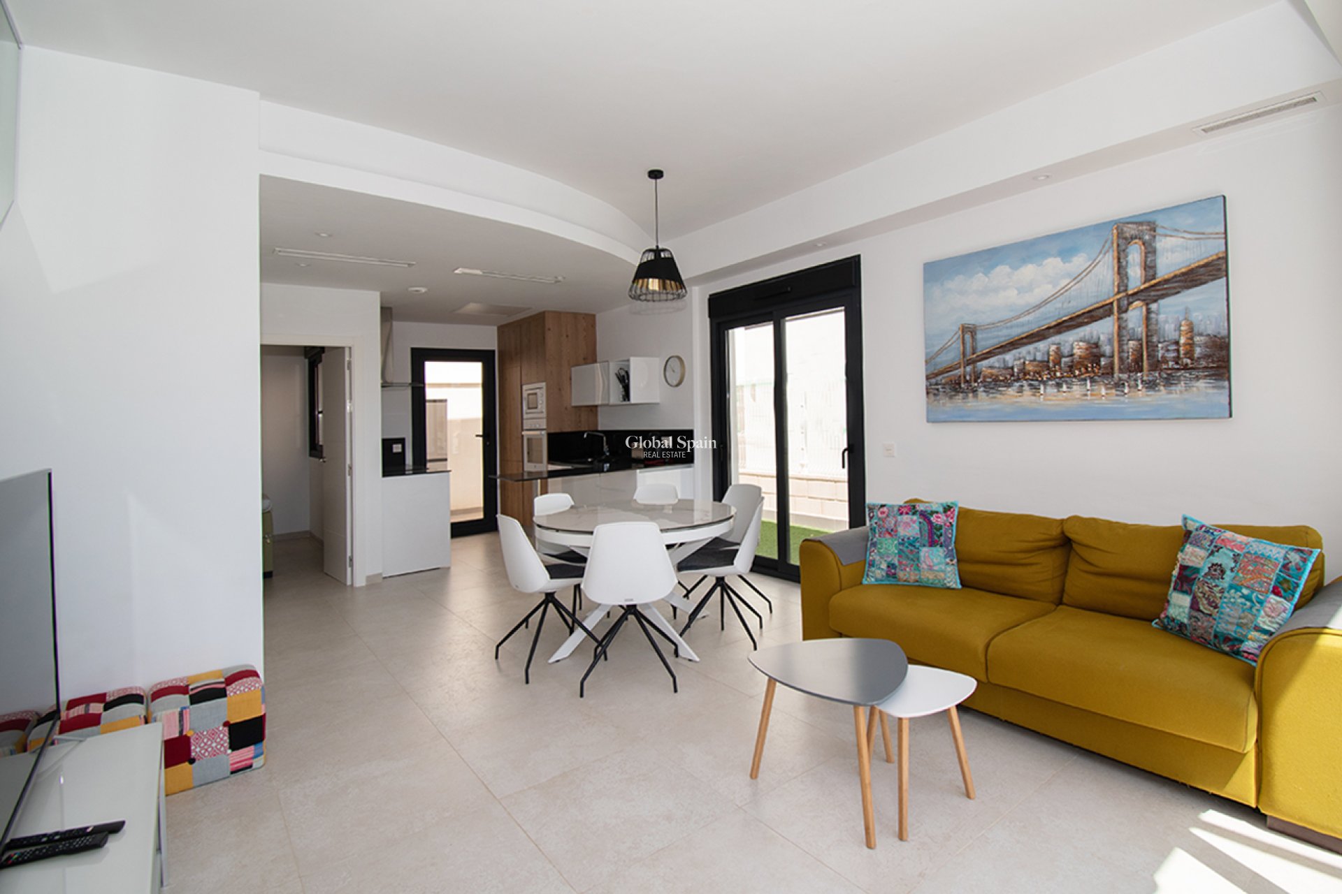 Wederverkoop - HUIS -
ORIHUELA COSTA - pau26
