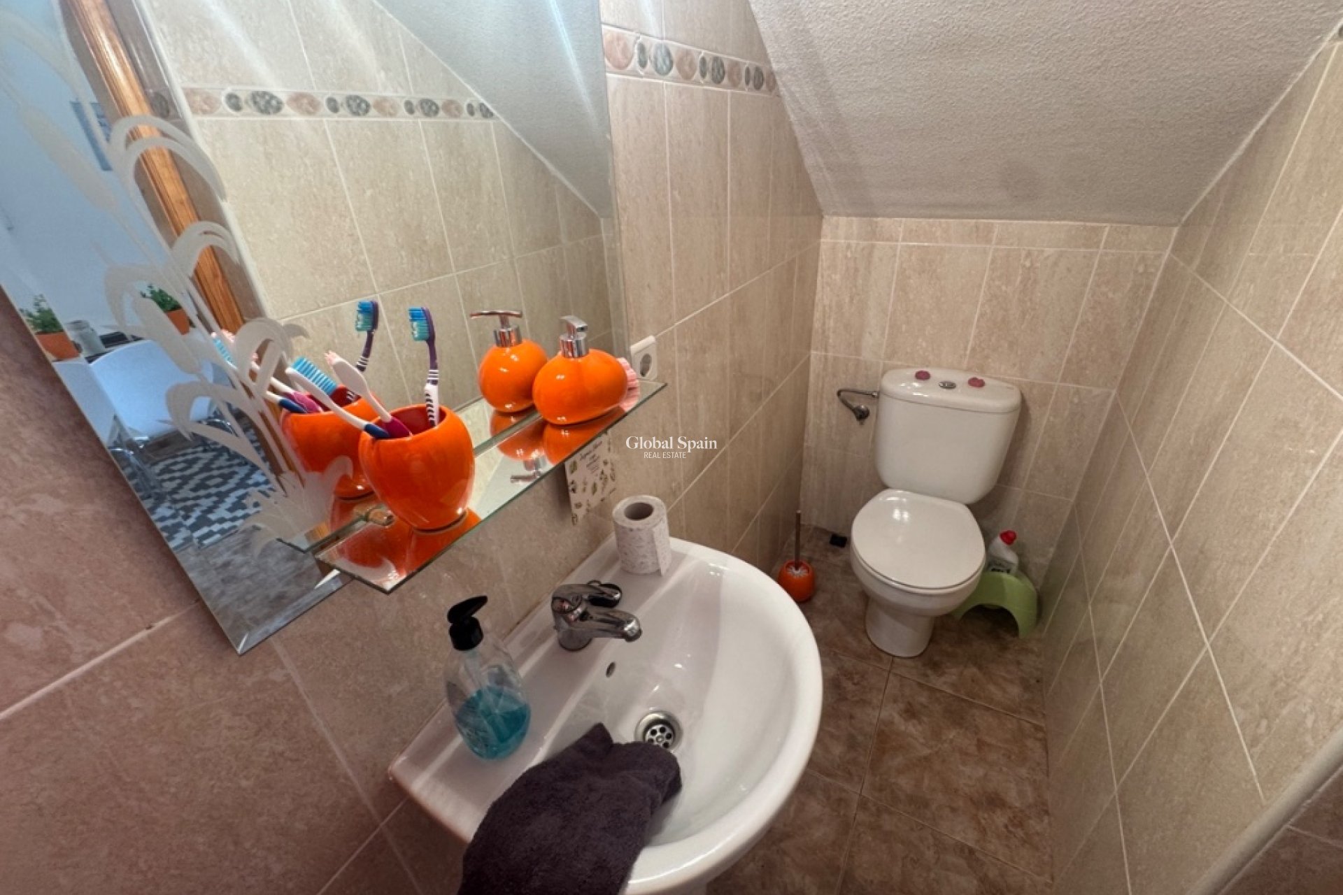 Wederverkoop - Huis -
ORIHUELA COSTA - Playa Flamenca