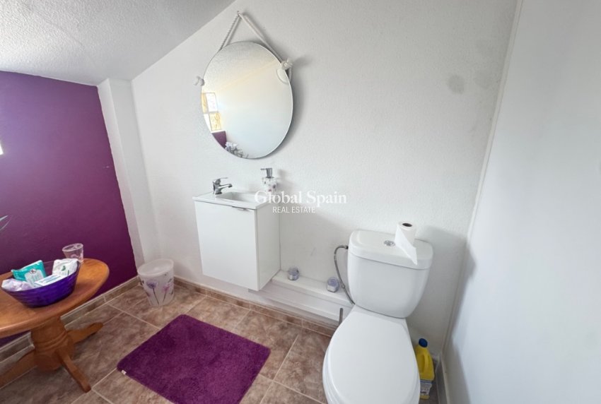 Wederverkoop - Huis -
ORIHUELA COSTA - Playa Flamenca