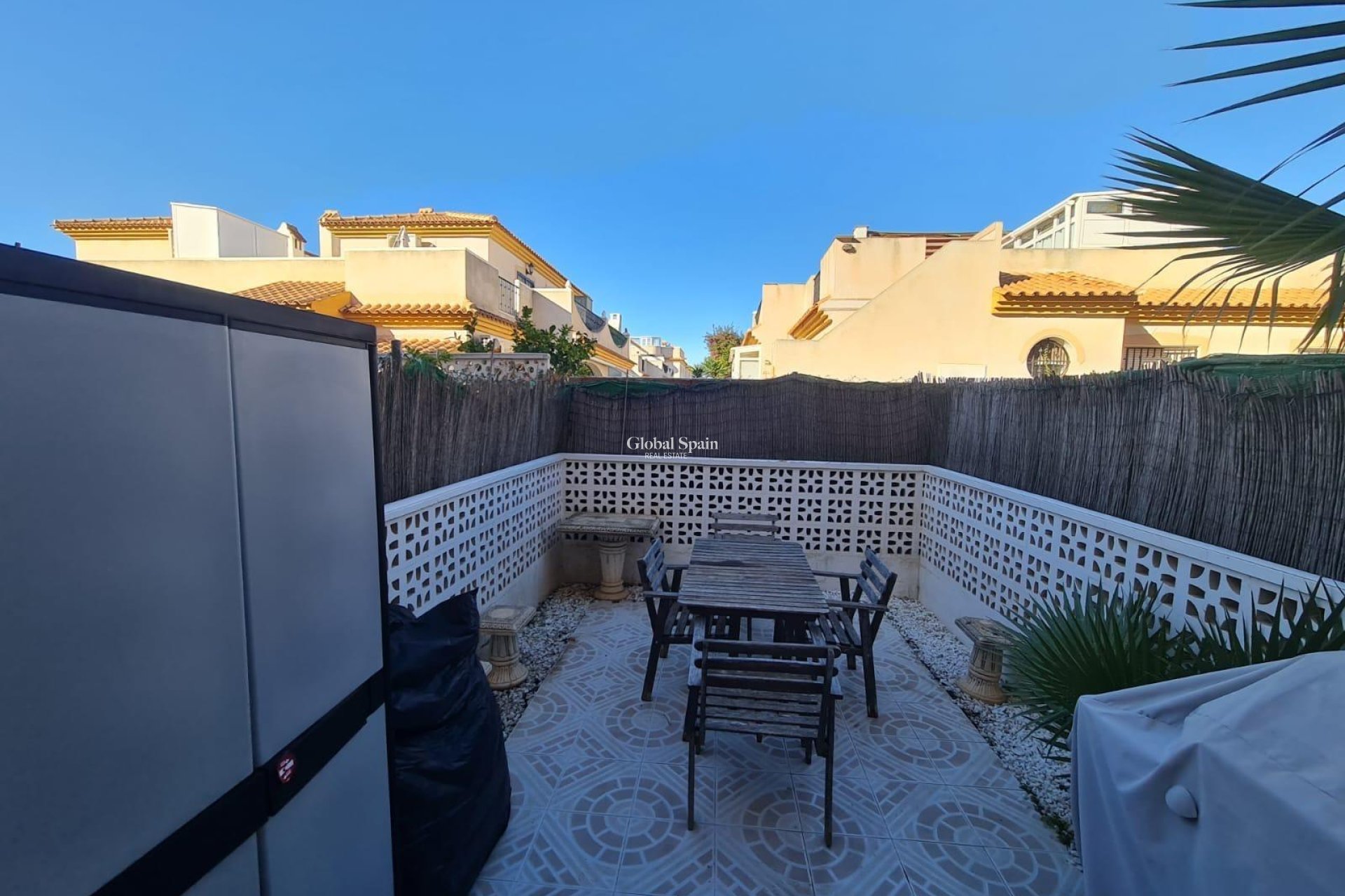 Wederverkoop - HUIS -
ORIHUELA COSTA - Playa Flamenca