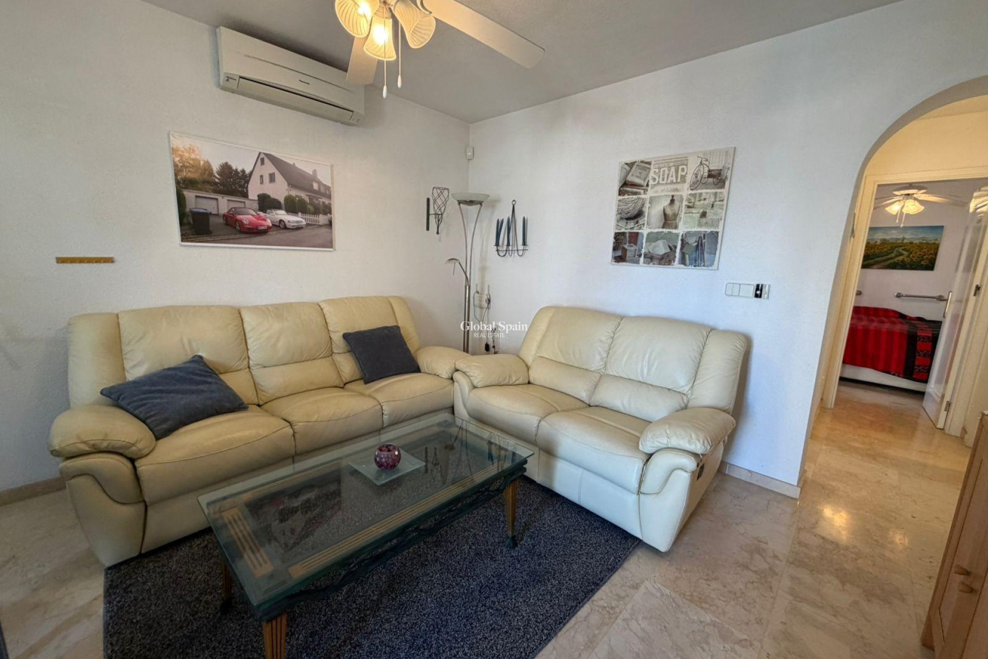 Wederverkoop - HUIS -
ORIHUELA COSTA - Playa Flamenca