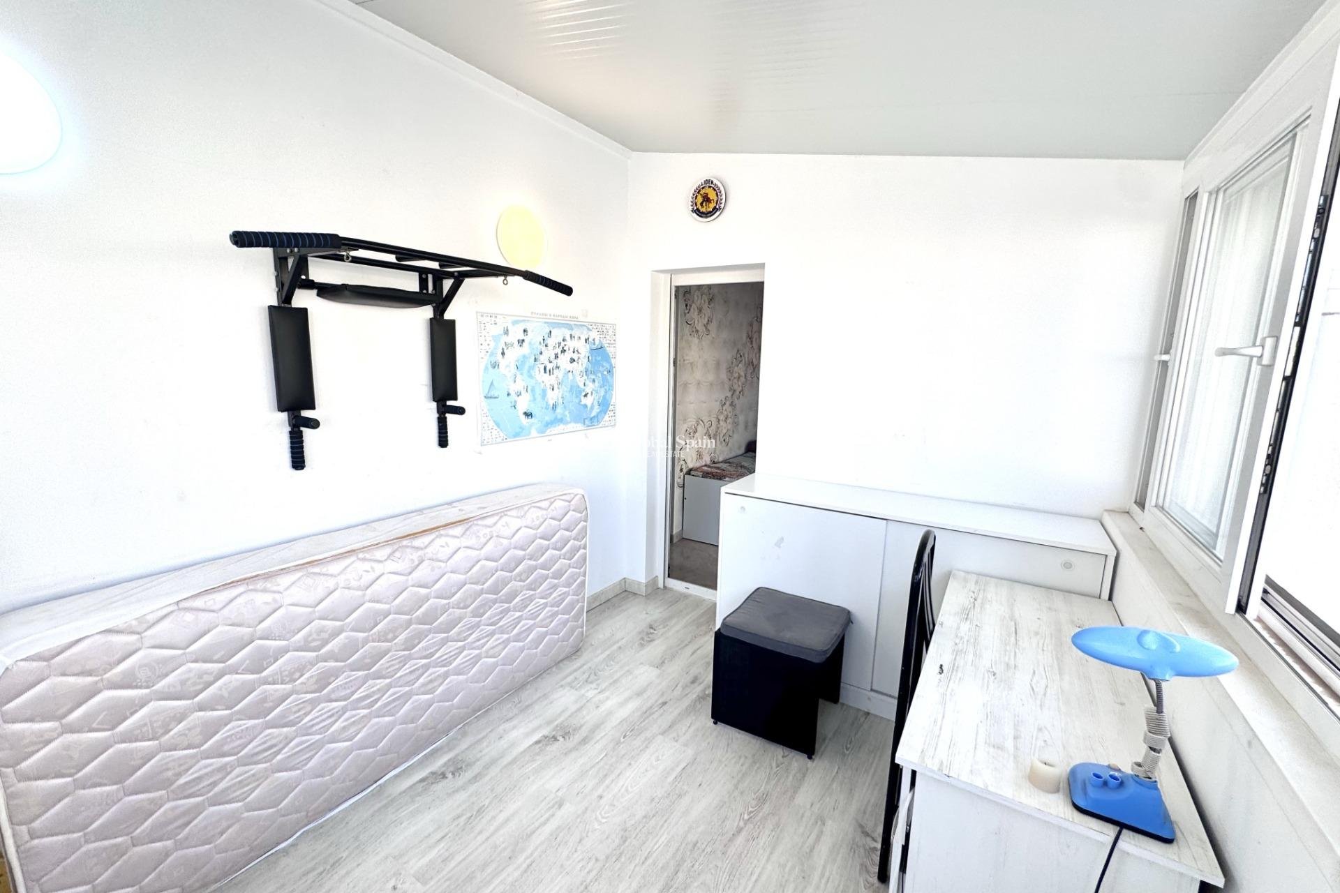 Wederverkoop - HUIS -
ORIHUELA COSTA - Playa Flamenca