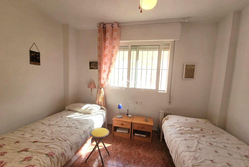 Wederverkoop - HUIS -
ORIHUELA COSTA - Playa Flamenca