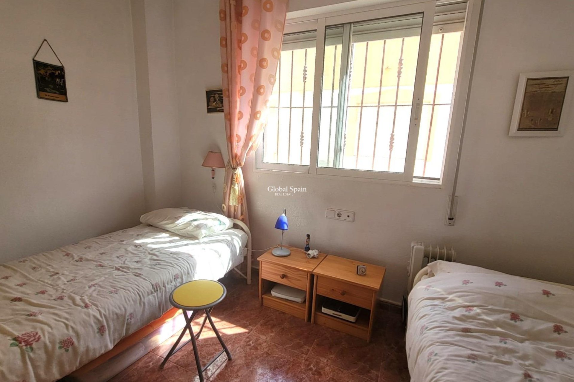 Wederverkoop - HUIS -
ORIHUELA COSTA - Playa Flamenca