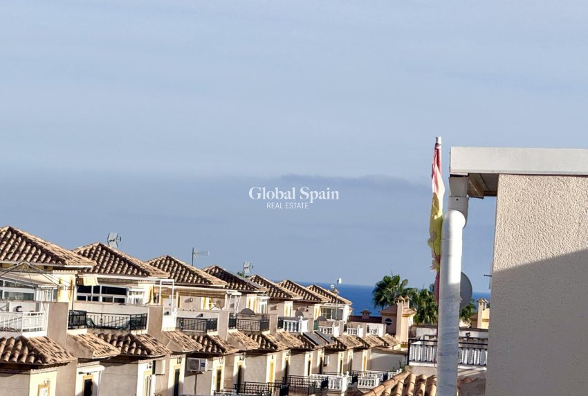 Wederverkoop - HUIS -
ORIHUELA COSTA - Playa Flamenca