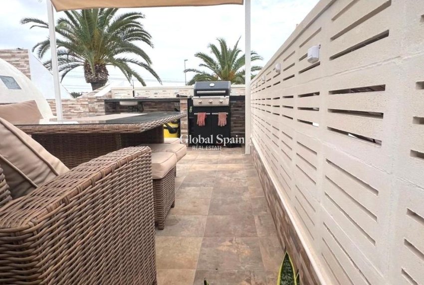 Wederverkoop - HUIS -
ORIHUELA COSTA - Playa Flamenca