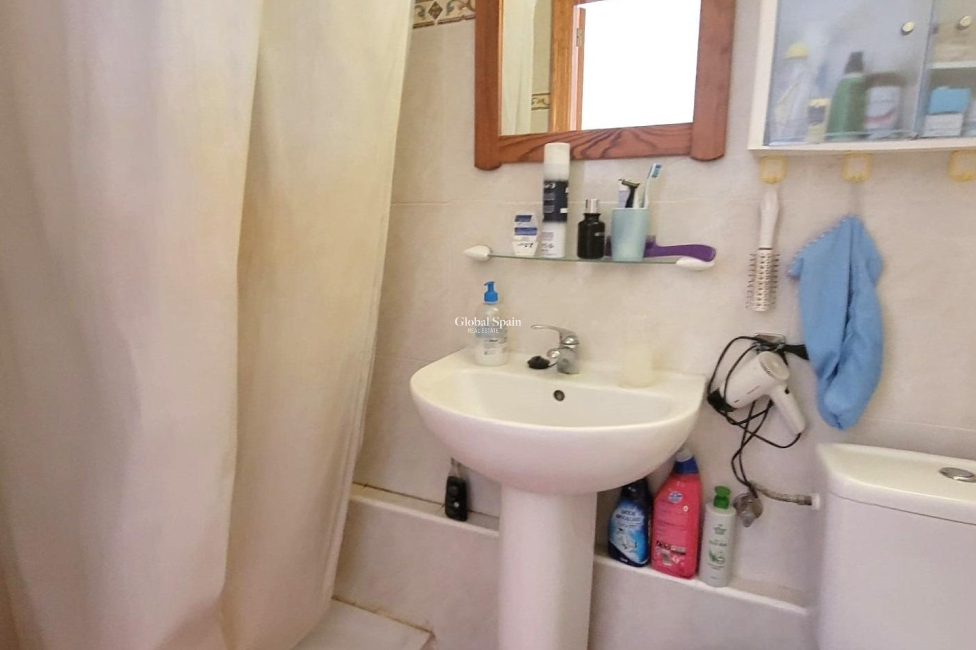 Wederverkoop - HUIS -
ORIHUELA COSTA - Playa Flamenca