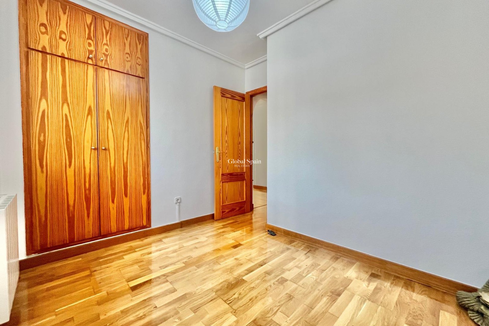 Wederverkoop - HUIS -
ORIHUELA COSTA - Playa Flamenca