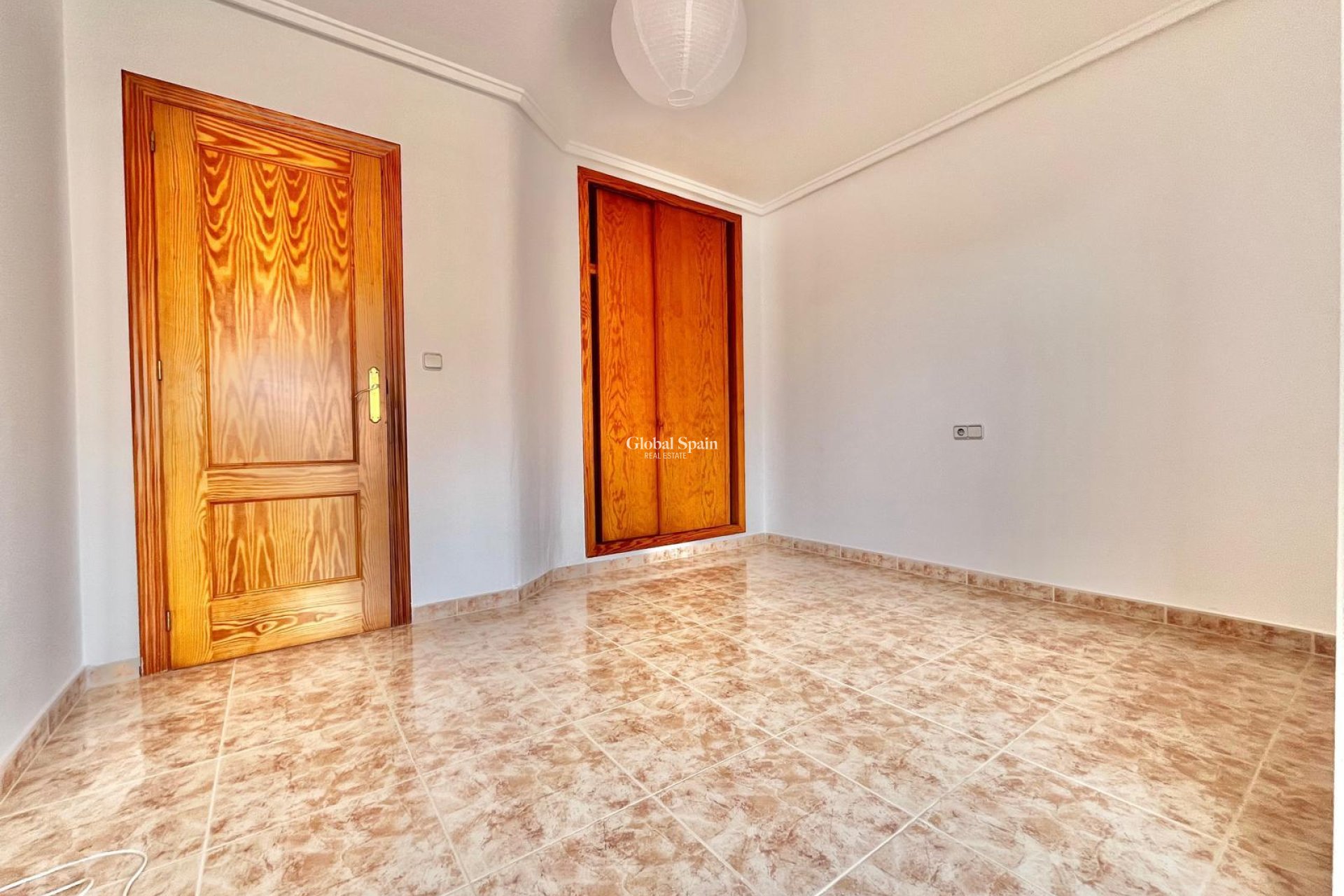 Wederverkoop - HUIS -
ORIHUELA COSTA - Playa Flamenca