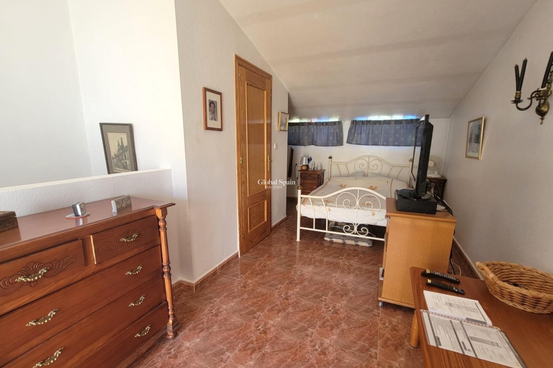 Wederverkoop - HUIS -
ORIHUELA COSTA - Playa Flamenca