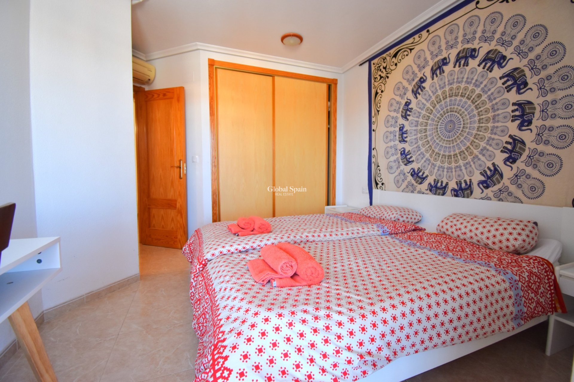 Wederverkoop - HUIS -
Orihuela Costa - Playa Flamenca